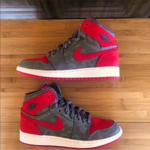 Air Jordan Retro 1 Premium High Bred Camo